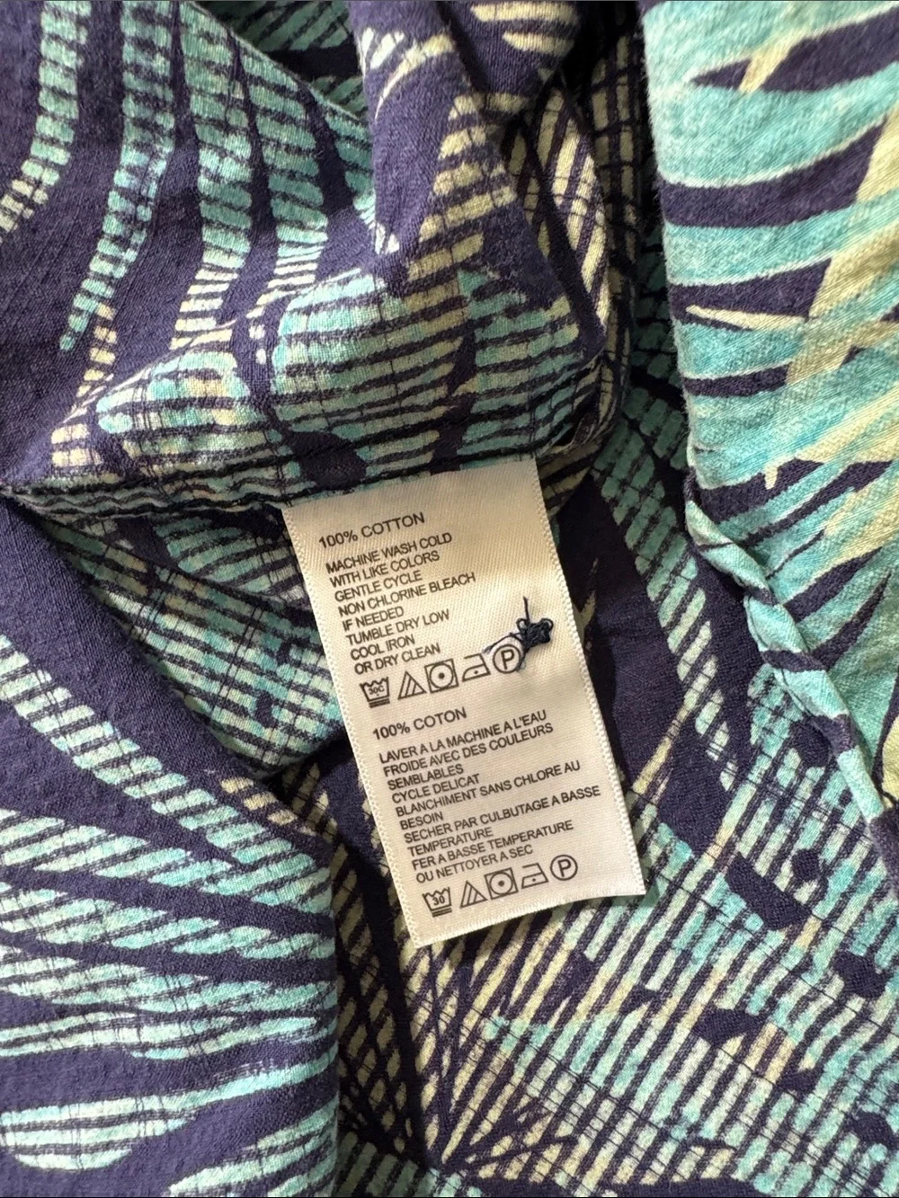 Tommy Bahama mens XL blue floral 100% cotton textured button up shirt EUc